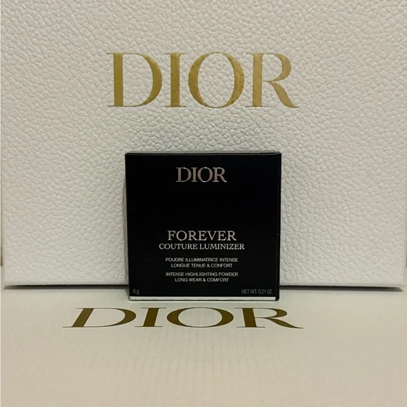 Dior Forever Couture Luminizer – 003 Lilacmania – Limited Edition - Highlight - Picture 2 of 5